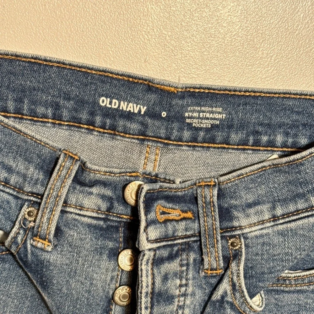 Old Navy Sky Hi Straight Jeans Mary Jo Wash Raw Hem Blue Denim 0 S/801741-00
